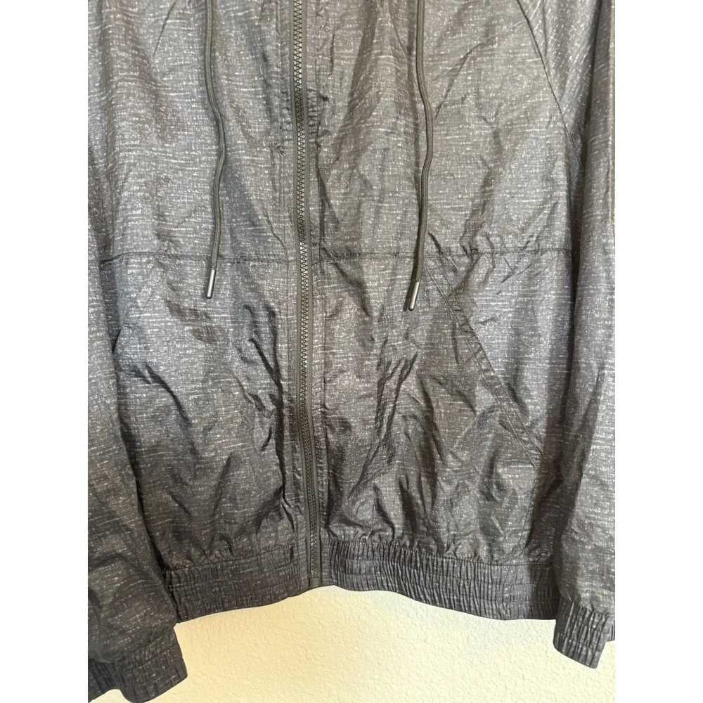 BCBGMaxAzria extremely light